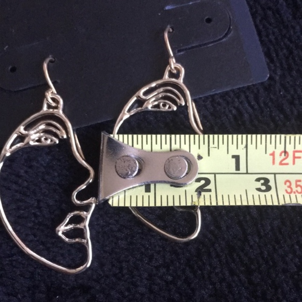 The Limited Half Face Silver Tone Earrings - Picture 3 of 5